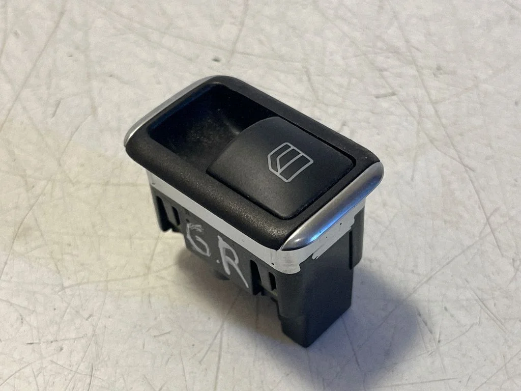 Electric window control switch – Tesla Model S (2012-)