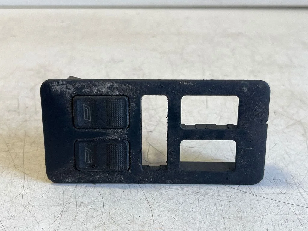 Elektriaknate lüliti 4A0959515