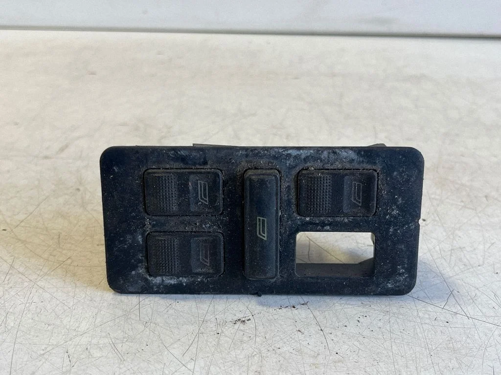 Elektriaknate lüliti 4A0959515