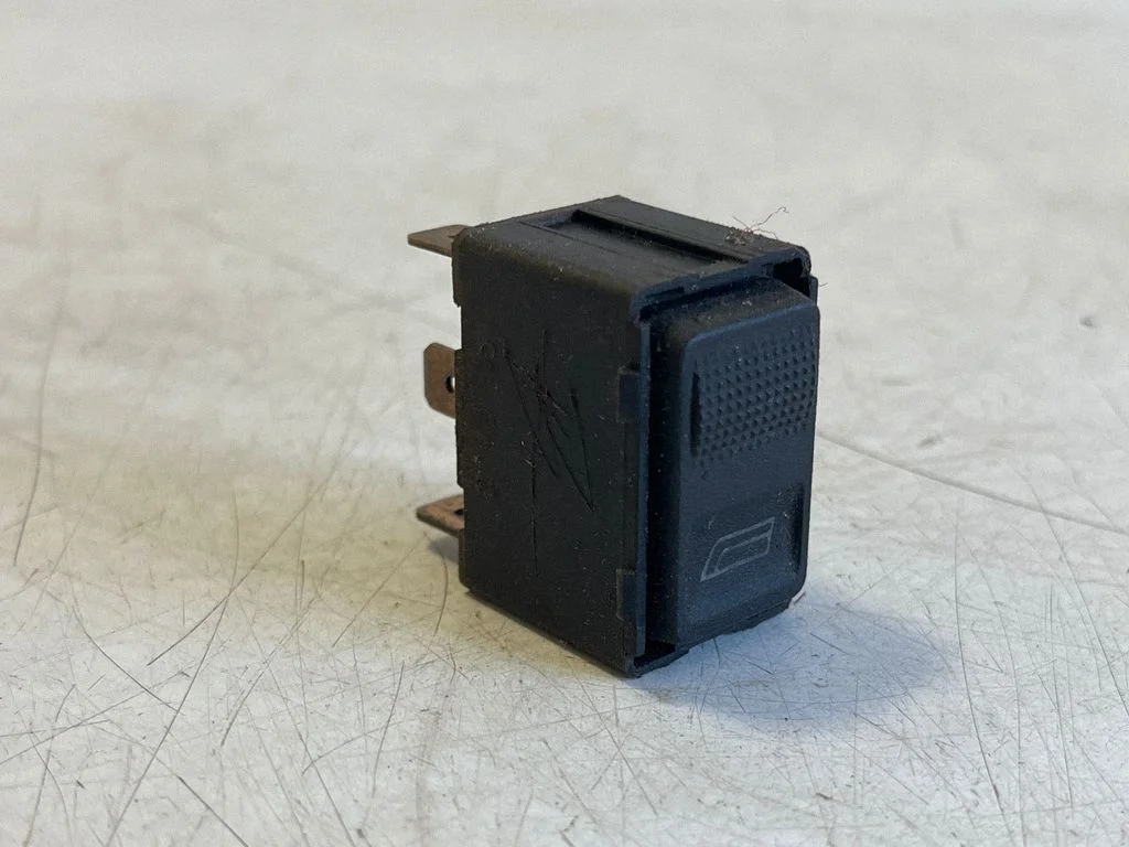 Elektriaknate lüliti 893959855