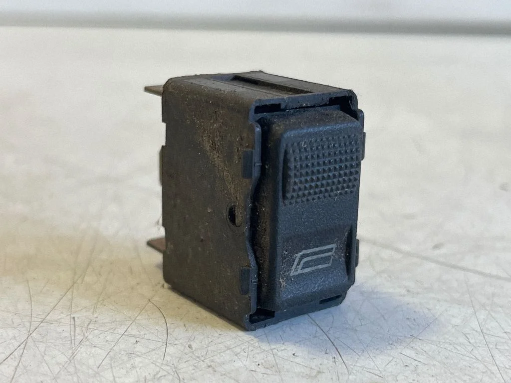 Elektriaknate lüliti 893959855