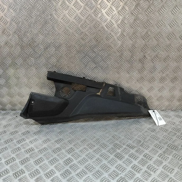 Other engine bay part – Porsche Cayenne (92A) (2010-2017)