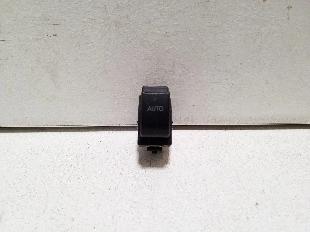 Elektrinių langų jungtukas