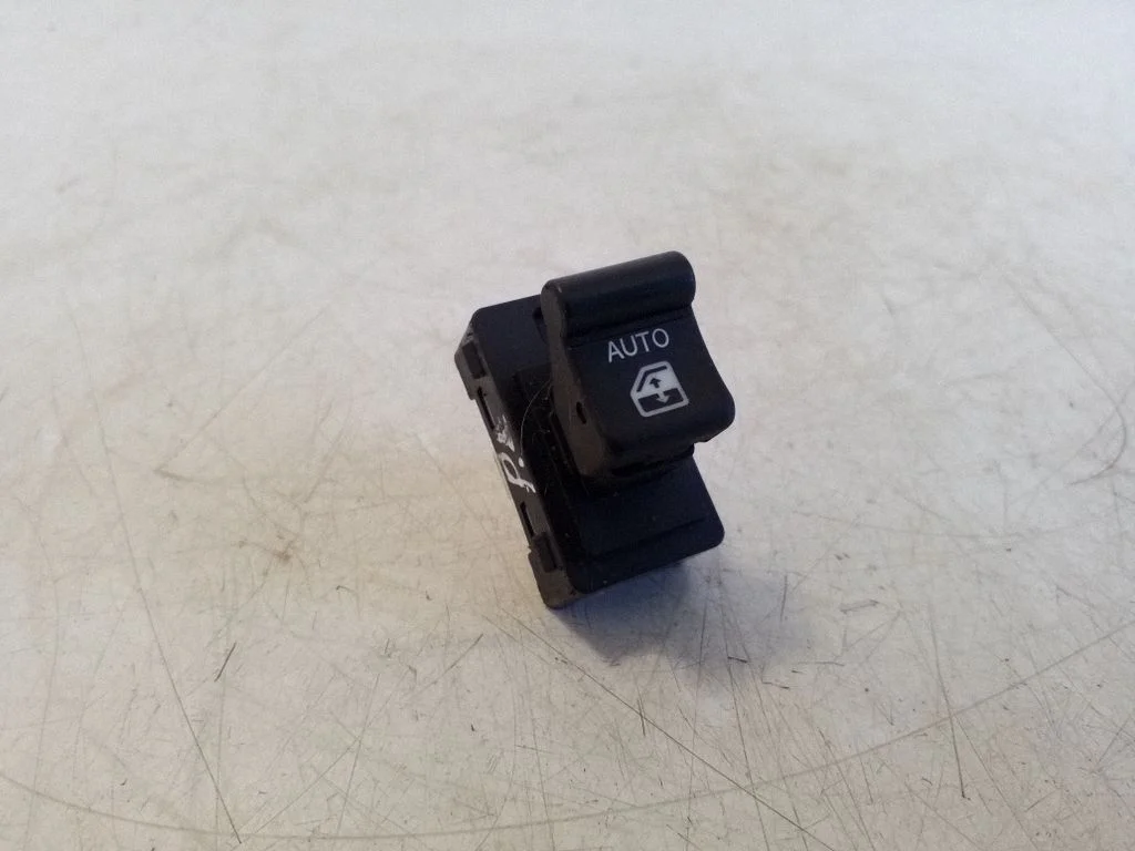 Elektrinių langų jungtukas