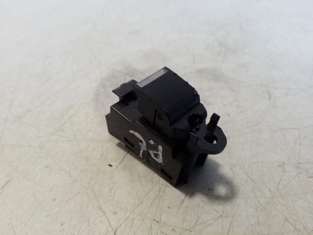 Elektriaknate lüliti AW9314717AB