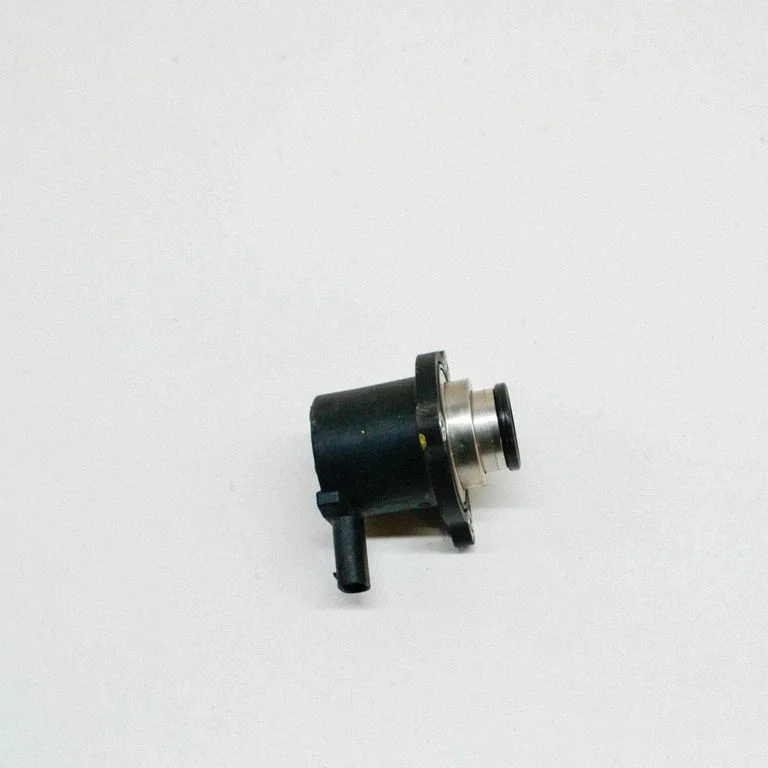 Kita variklio skyriaus detalė