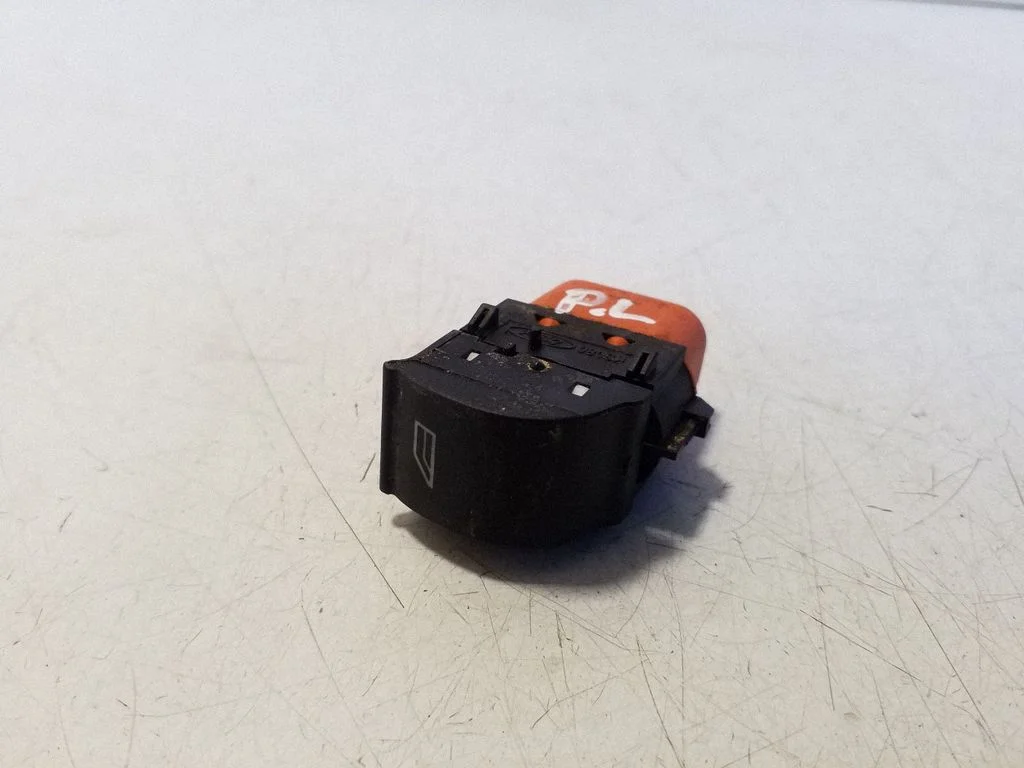 Elektrinių langų jungtukas