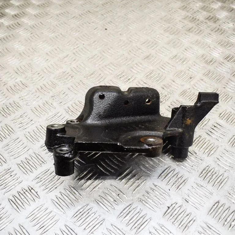 Muu mootoriruumi osa NY41A04 – Chevrolet Cruze (2009-2016)