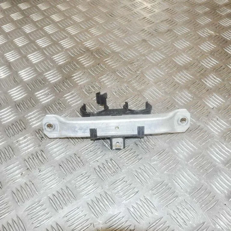Kita variklio skyriaus detalė