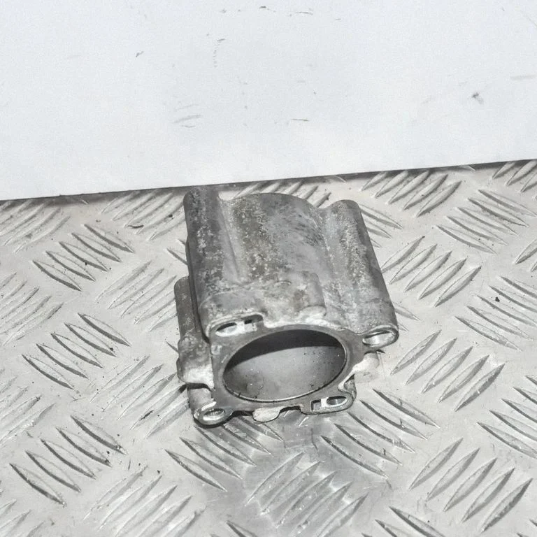 Muu mootoriruumi osa 8200854280 – Renault Master III (2010-2024)