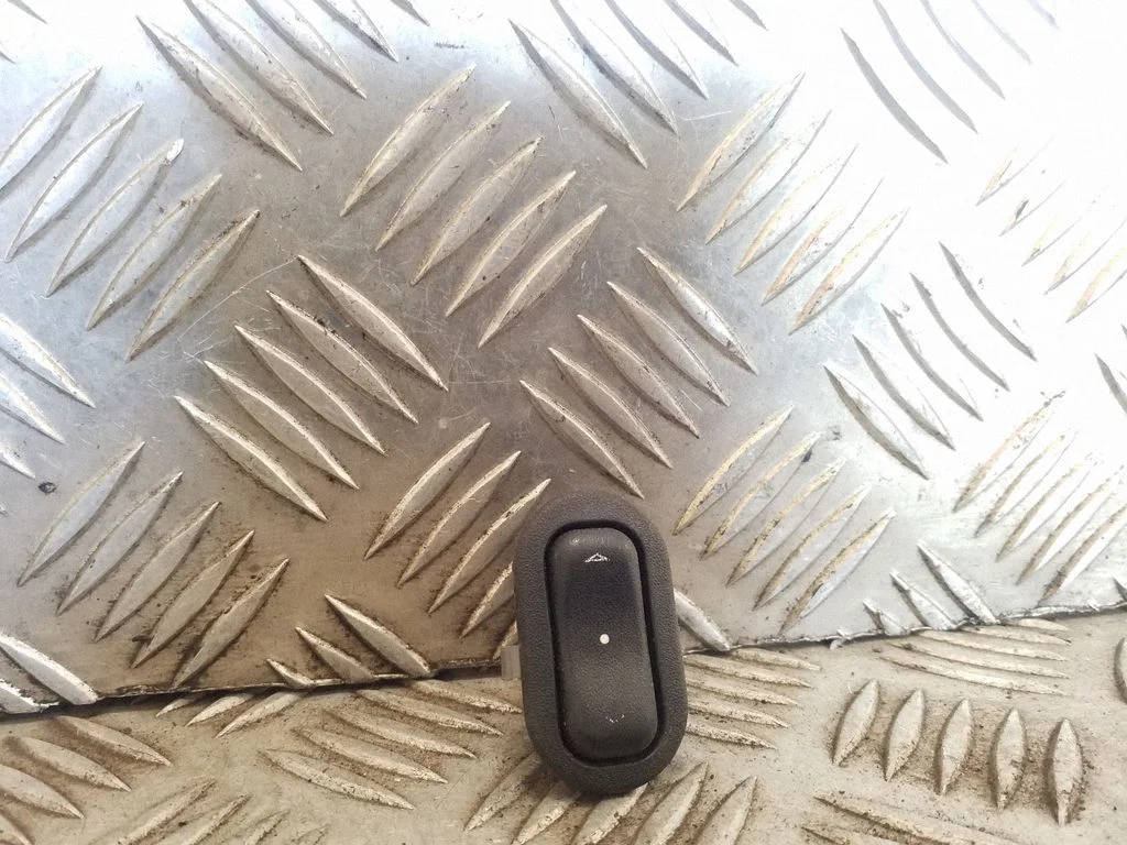 Elektrinių langų jungtukas