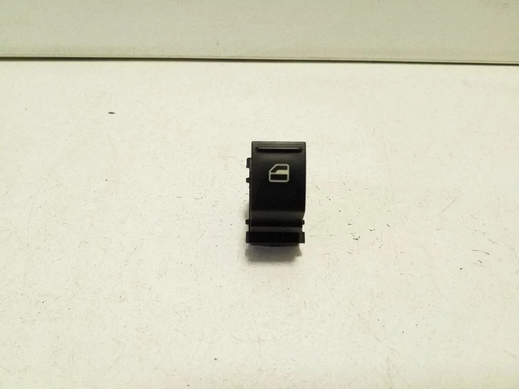Elektriaknate lüliti 7L6959855B