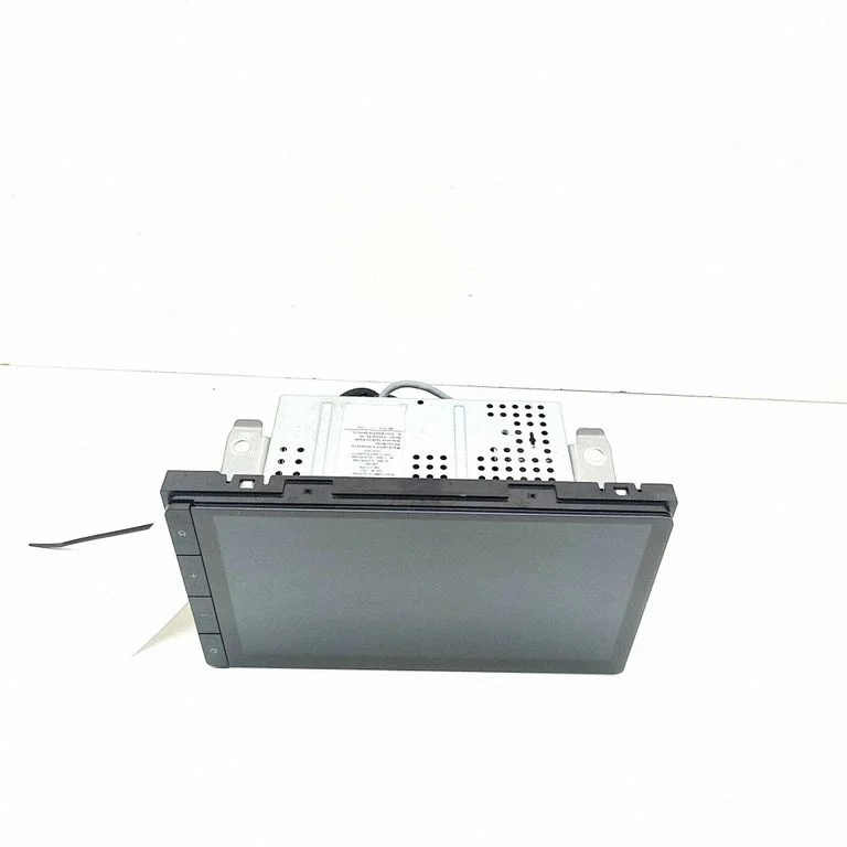 Raadio / CD/DVD-mängija / navigatsioon – Toyota Land Cruiser J250 (2024-)