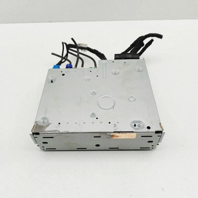Radio/CD/DVD atskaņotājs/navigācija 4M2035070A