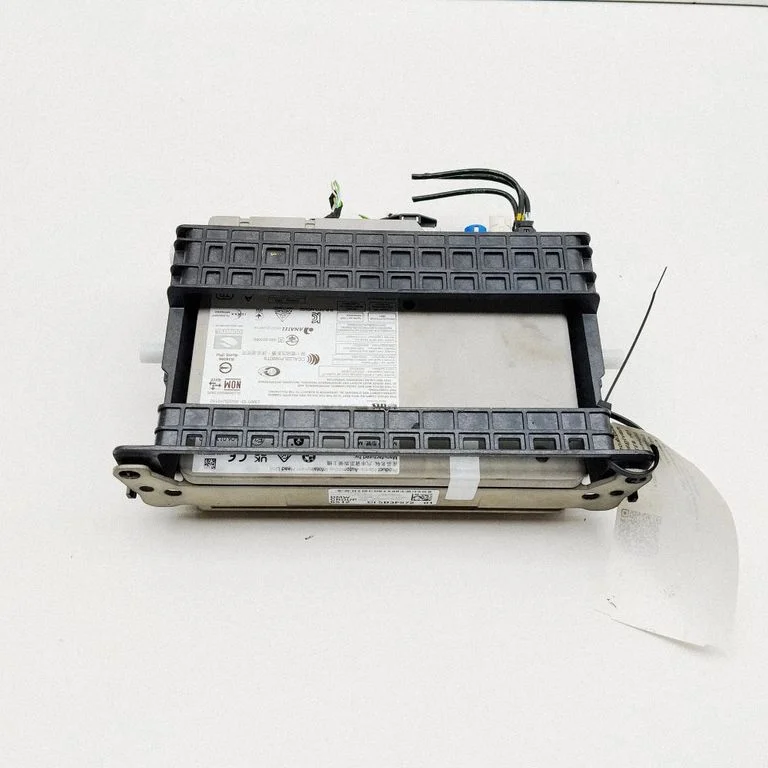Radio/CD/DVD/GPS head unit 5B3F572