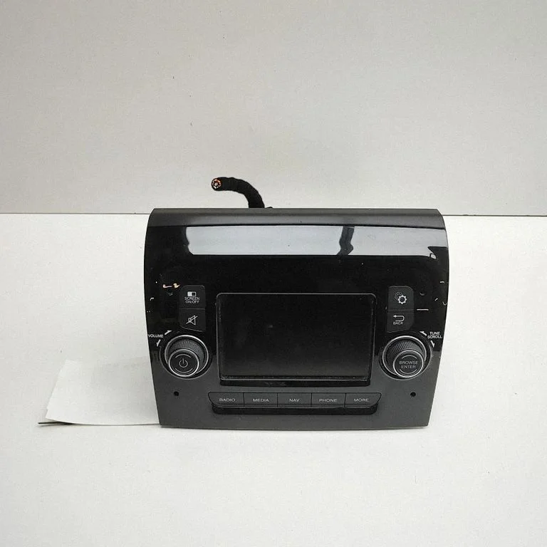 Radio/CD/DVD/GPS head unit 07357306670