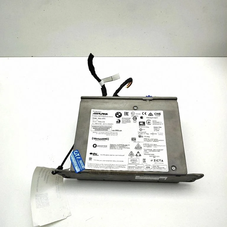 Radio/CD/DVD/GPS head unit 5A060E1
