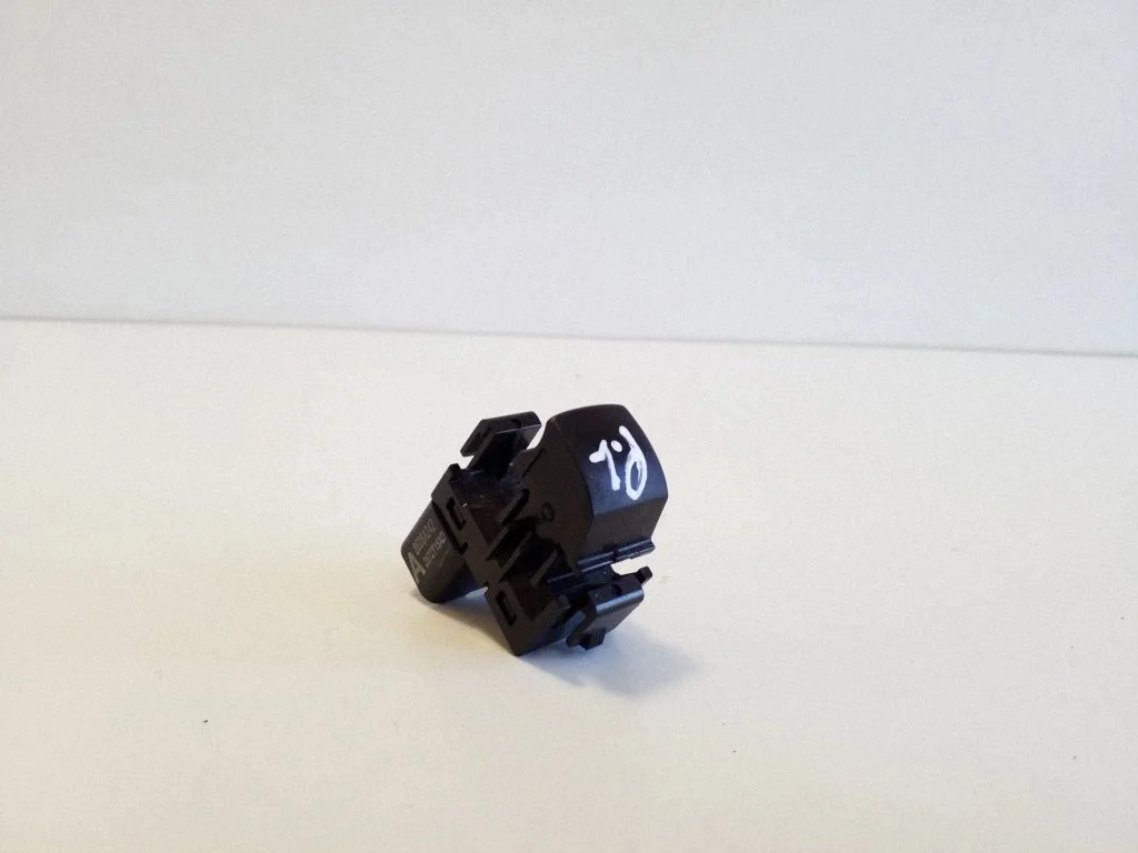 Elektriaknate lüliti 8608A242