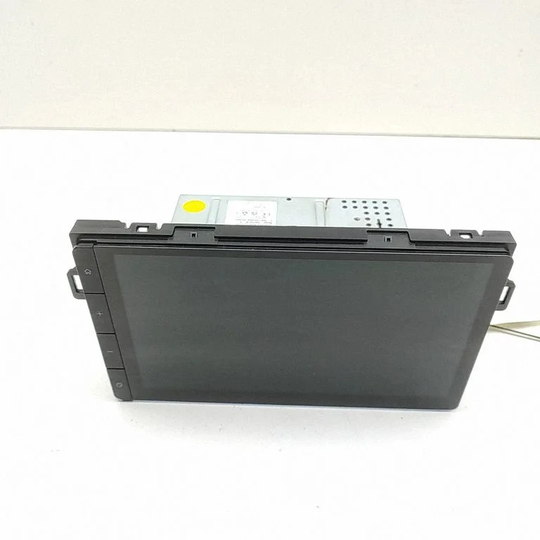 Radio/CD/DVD/GPS head unit 861400D870B