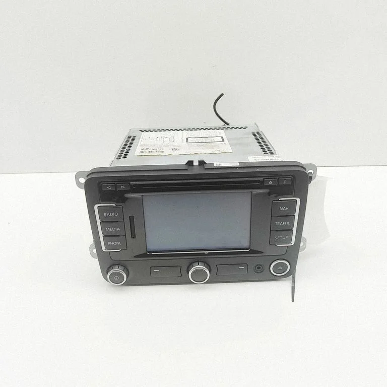 Radio/CD/DVD atskaņotājs/navigācija 3C8035279S