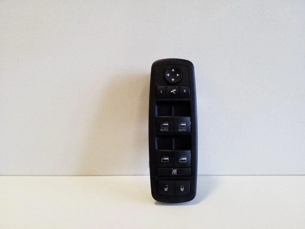 Elektrinių langų jungtukas
