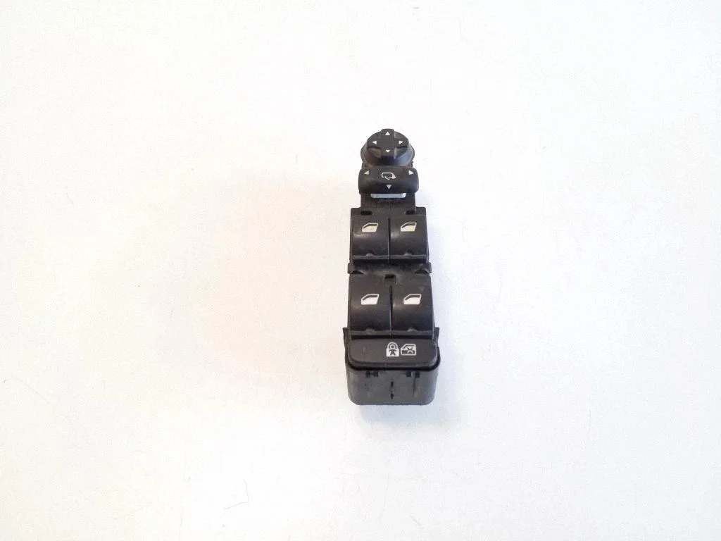 Electric window control switch – Peugeot 508 RXH (2011-2018)