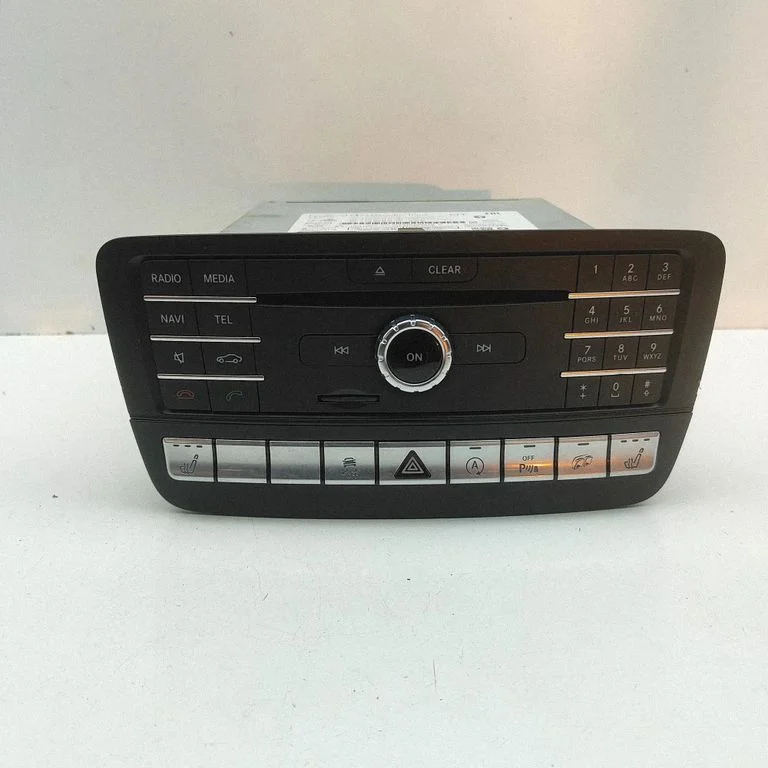 Radio/CD/DVD atskaņotājs/navigācija A2469009219