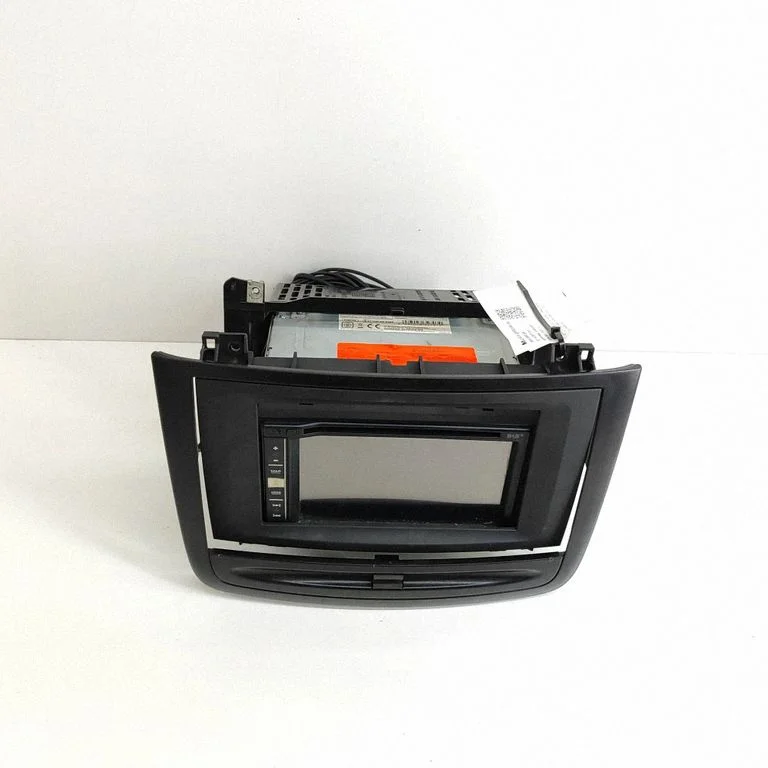 Radio/CD/DVD atskaņotājs/navigācija A6396891031