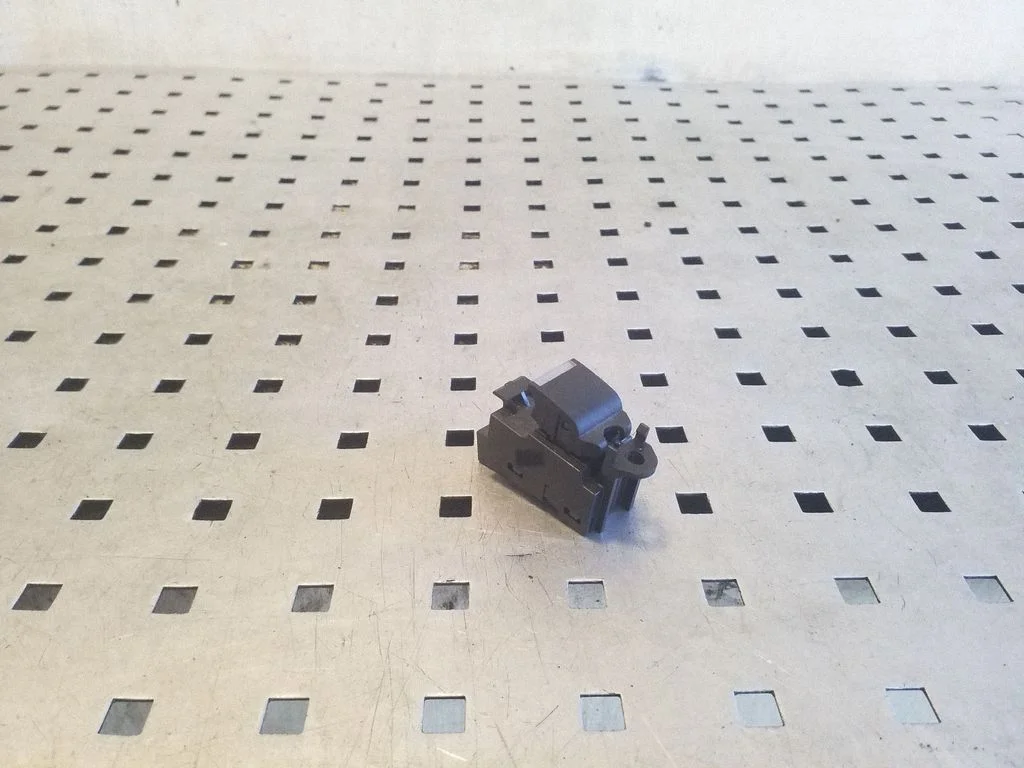 Electric window control switch AW9314717AB