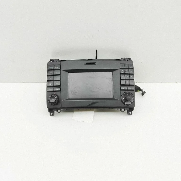 Radio/CD/DVD atskaņotājs/navigācija A4479012402