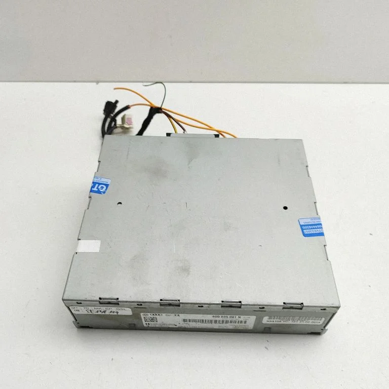 Radio/CD/DVD atskaņotājs/navigācija 4G0035061