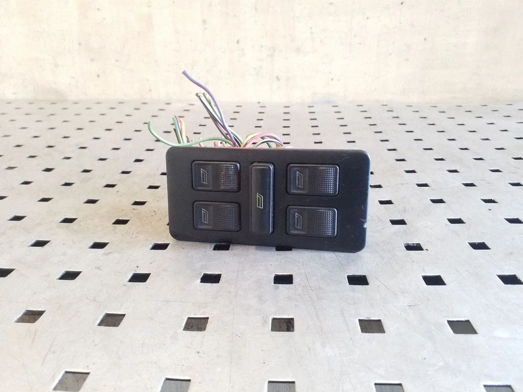 Elektrinių langų jungtukas