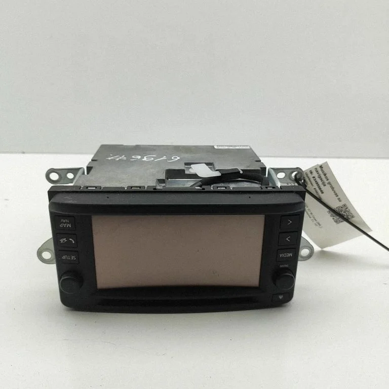 Radio/CD/DVD atskaņotājs/navigācija PZ47300213