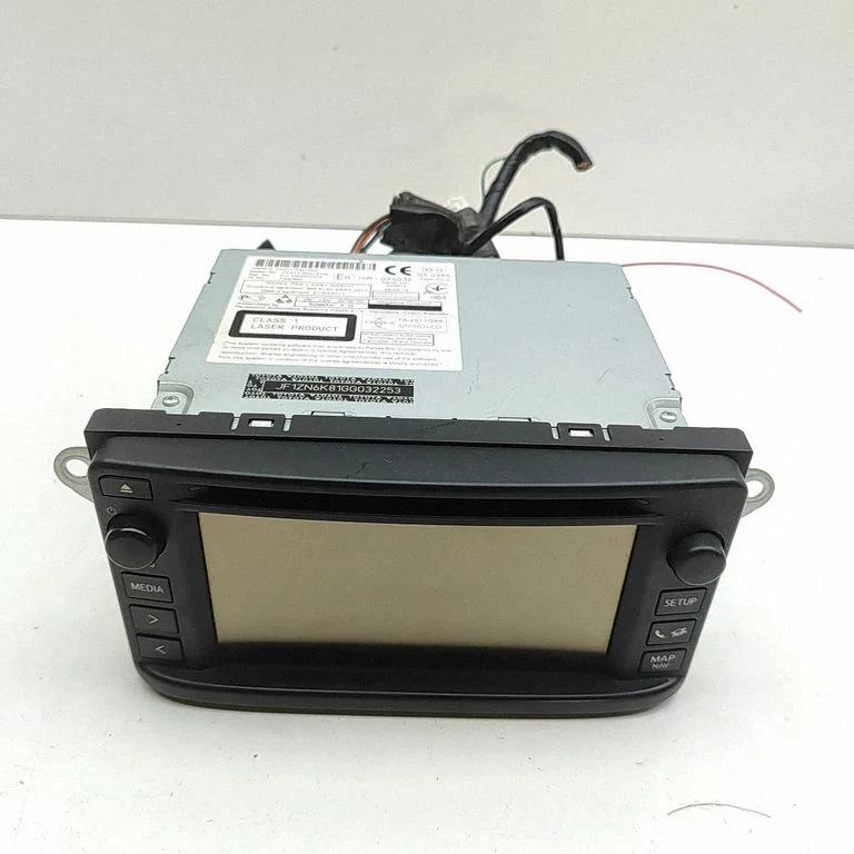 Radio/CD/DVD atskaņotājs/navigācija CVVS02FCCE