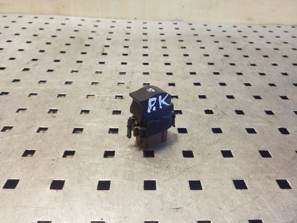 Electric window control switch – left