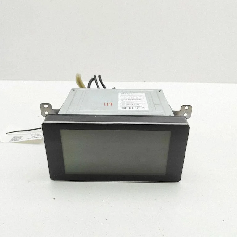 Radio/CD/DVD atskaņotājs/navigācija 10R040616