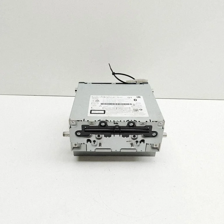 Radio, odtwarzacz CD/DVD, nawigacja A2059011717