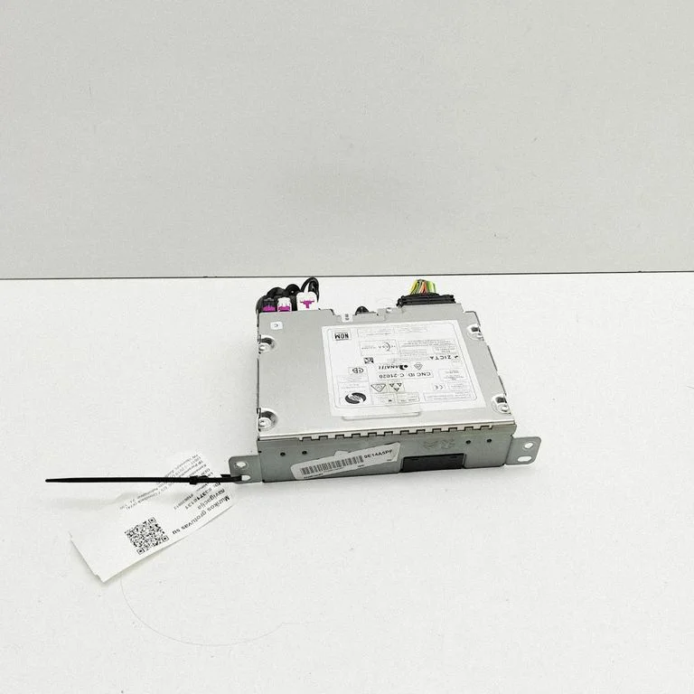 Radio/CD/DVD atskaņotājs/navigācija A3C0245420001