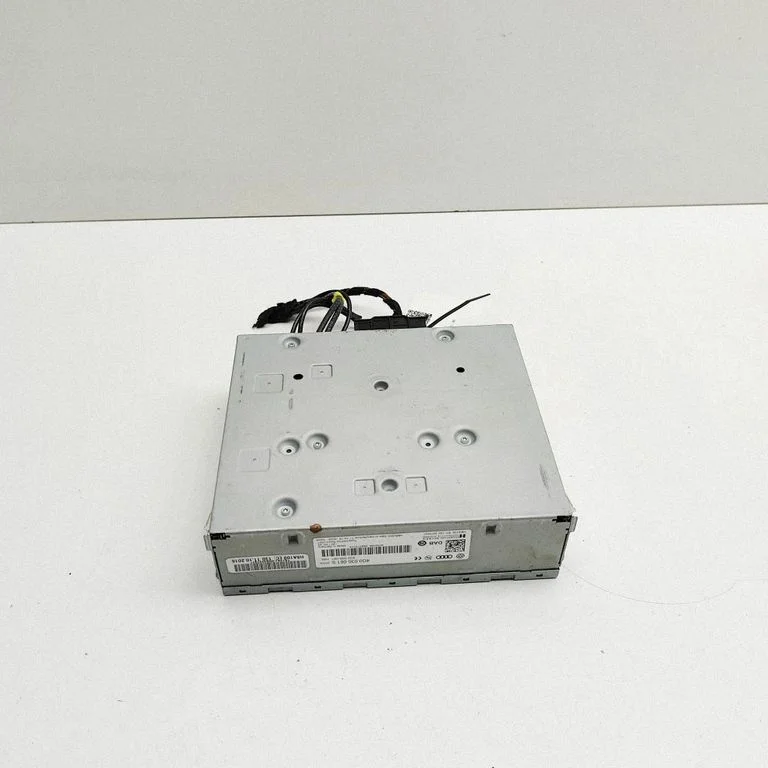 Radio/CD/DVD atskaņotājs/navigācija 4G0035061