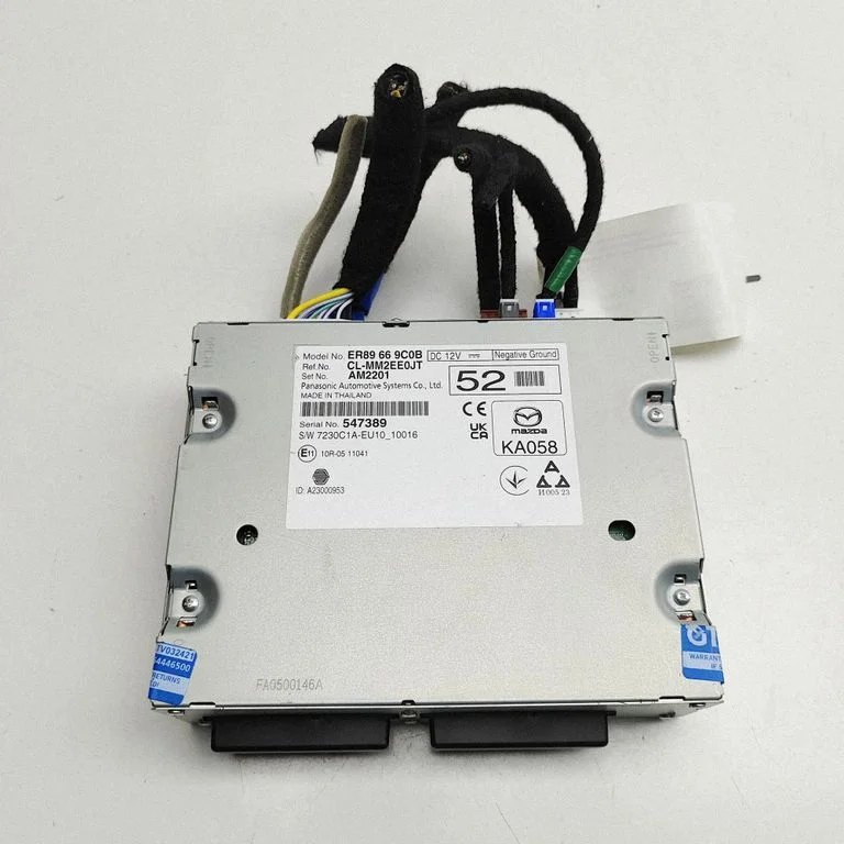 Radio, odtwarzacz CD/DVD, nawigacja ER89669C0B