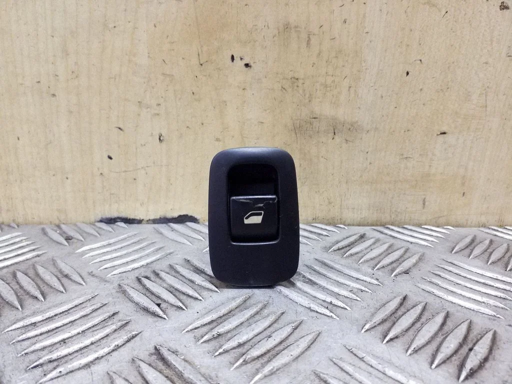 Electric window control switch – Citroen C4 Grand Picasso (2007-2013)