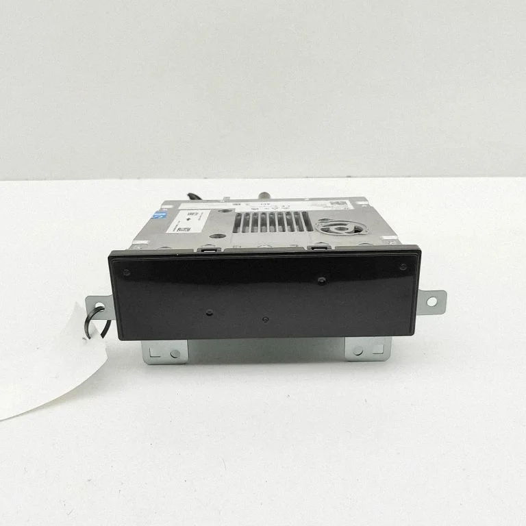 Radio/CD/DVD atskaņotājs/navigācija 96560AOCL0