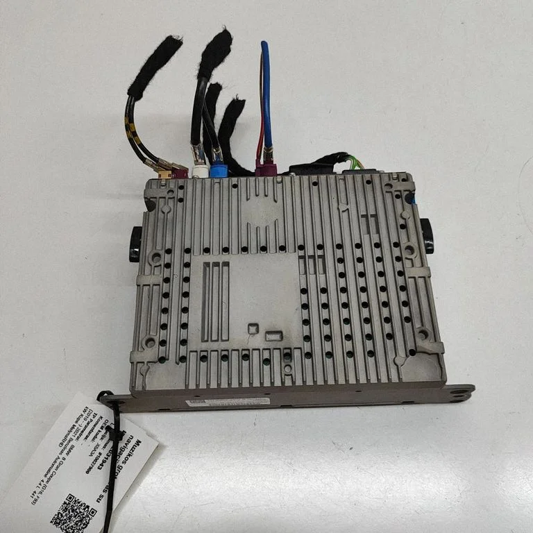 Radio/CD/DVD atskaņotājs/navigācija 5A4FD62