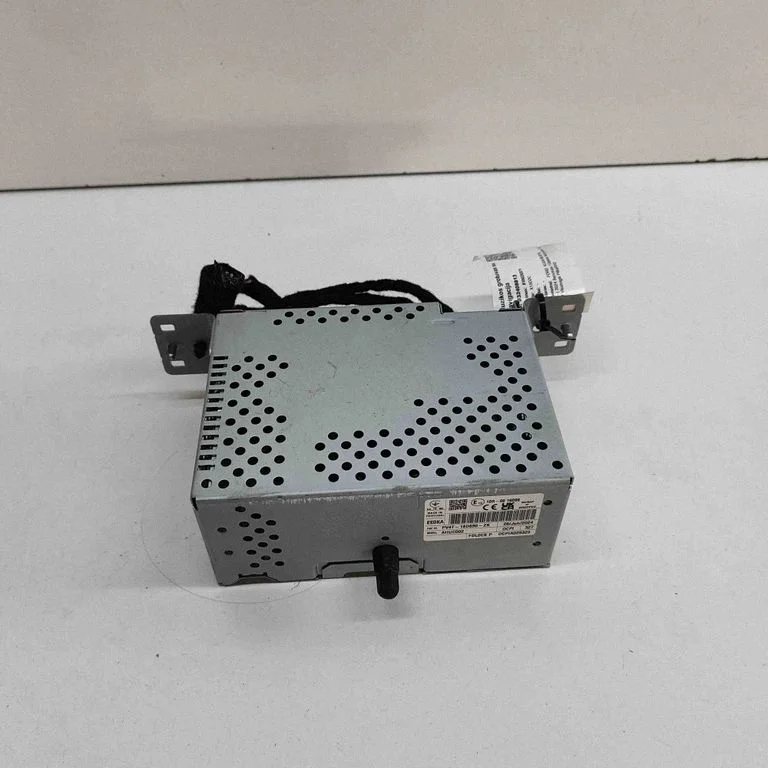 Radio/CD/DVD atskaņotājs/navigācija PV4T18D890ZK