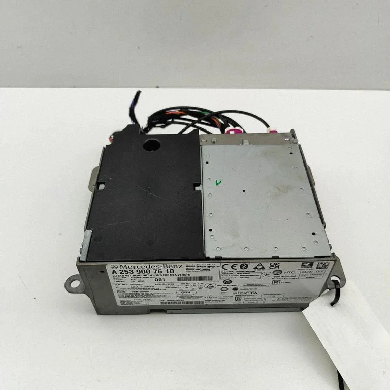 Radio, odtwarzacz CD/DVD, nawigacja A2539018202