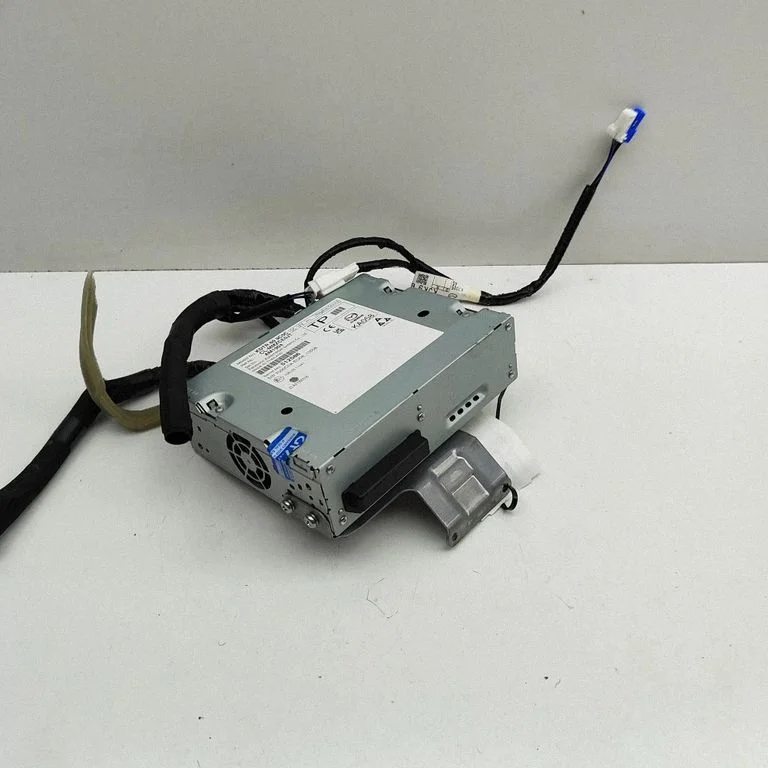 Radio/CD/DVD atskaņotājs/navigācija KDTR669C0C