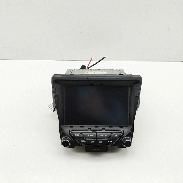 Radio/CD/DVD atskaņotājs/navigācija 965603Z010