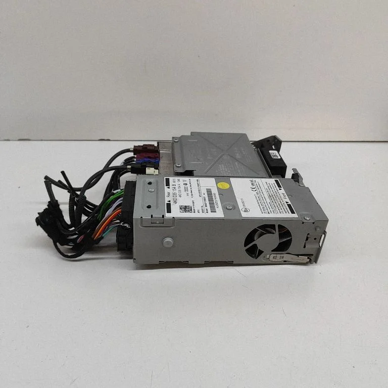 Radio/CD/DVD atskaņotājs/navigācija 4K0035154A