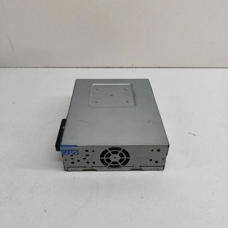 Radio/CD/DVD atskaņotājs/navigācija KDTR669C0G