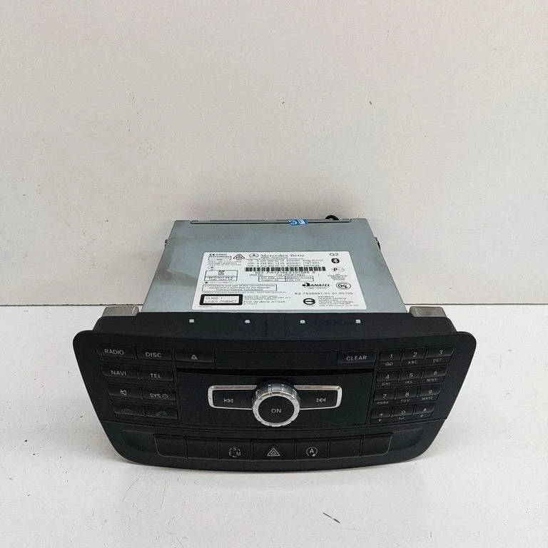Radio/CD/DVD atskaņotājs/navigācija A2469008214